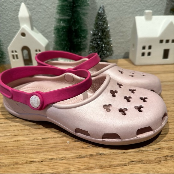 Disney Mickey Mouse Pink‎ Crocs Sandals Girls Size 6 - Picture 1 of 8